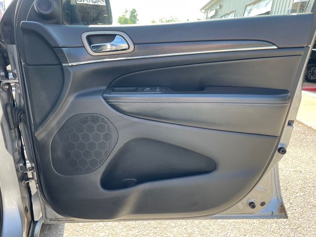 2015 Jeep Grand Cherokee Limited - Billet Silver Metallic exterior view 16