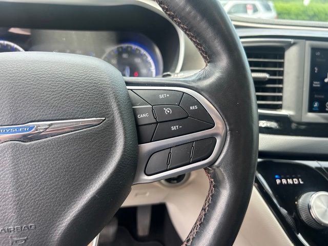 Used 2020 Chrysler Pacifica Van
