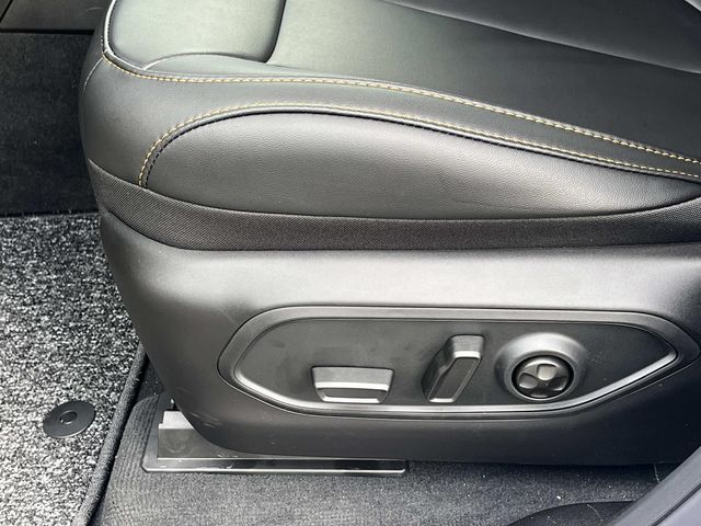 New 2026 Silver Jeep Limited image 24