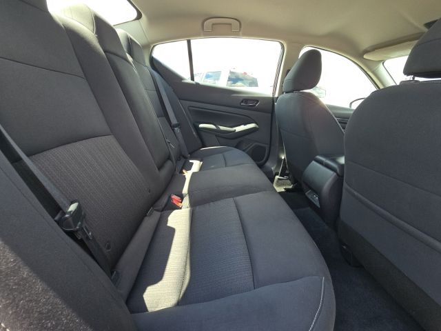 2025 Nissan Altima 2.5 SV:B02428