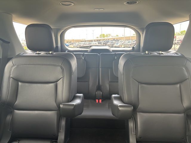 Certified Used 2024 Silver Ford XLT image 30
