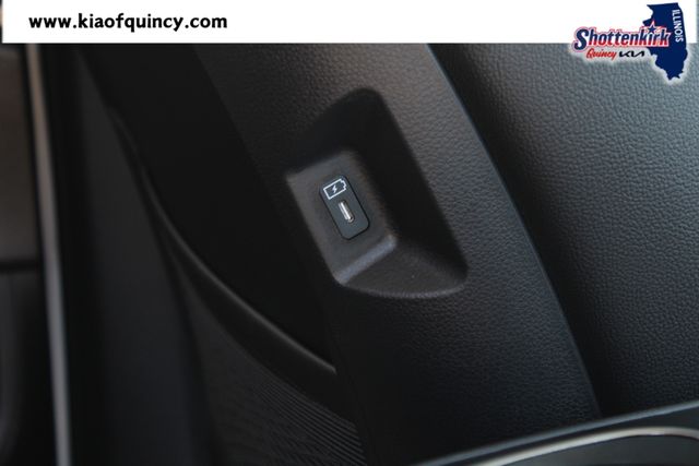 New 2026 Kia Carnival MPV Van