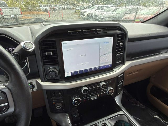 View vehicle photo 2