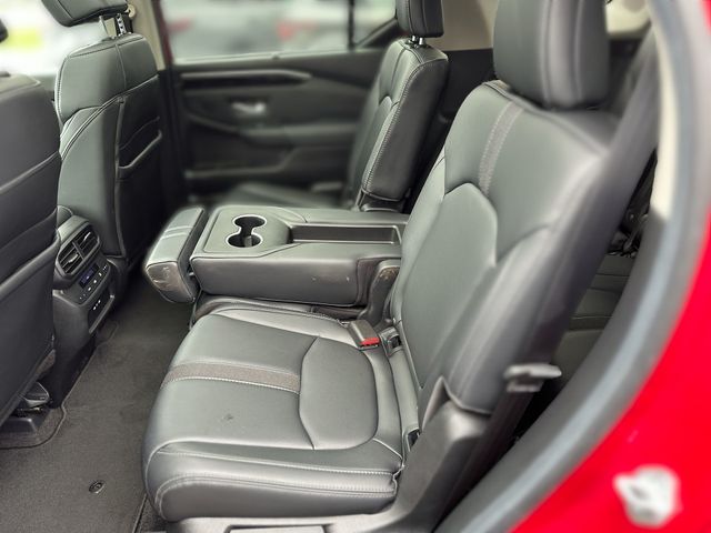 2025 Honda Pilot Touring  at South Hills Kia