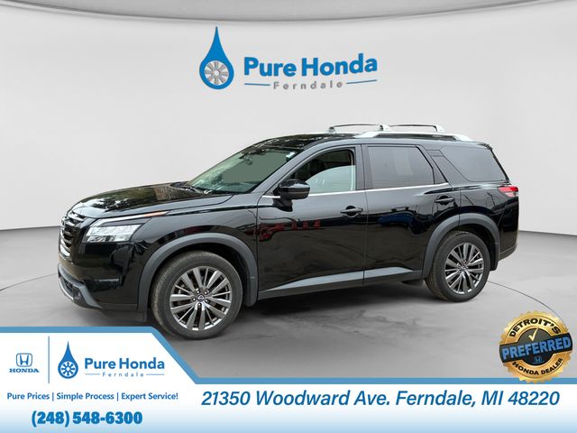 2022 Nissan Pathfinder SL 4WD