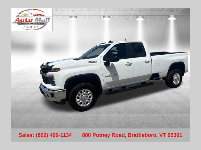 Summit White 2024 Chevrolet Silverado 3500HD Pickup Truck Four-Wheel Drive Automatic