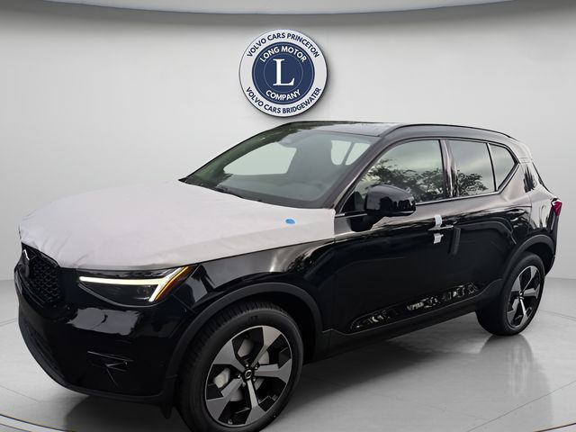 Onyx Black 2026 Volvo XC40 SUV / Crossover All-Wheel Drive Automatic