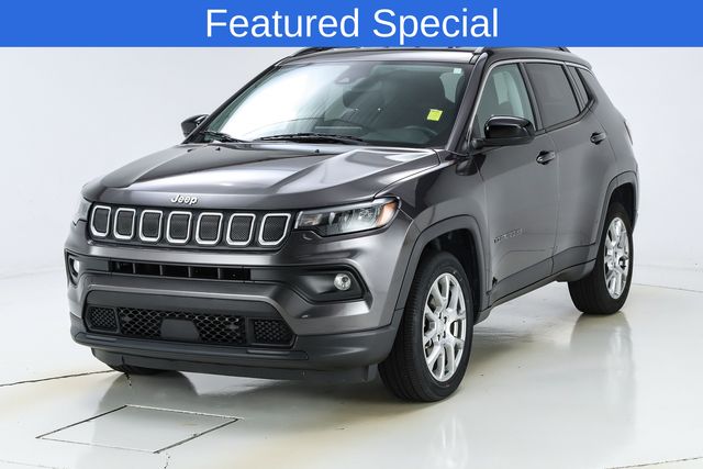Gray (Granite Crystal Metallic Clearcoat) 2022 Jeep Compass SUV / Crossover Four-Wheel Drive 9-Speed Automatic