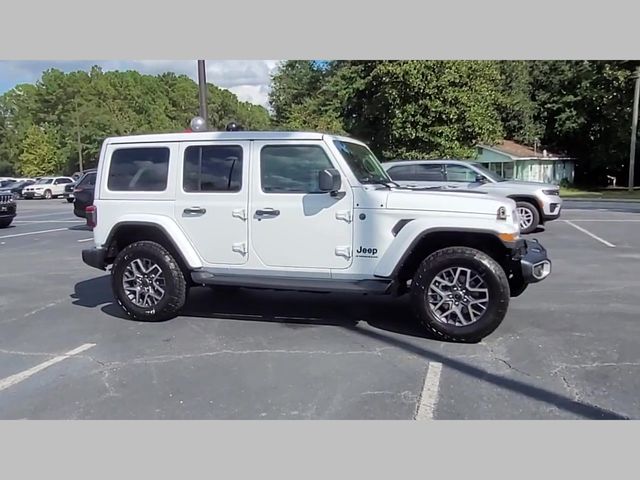 2025 Jeep Wrangler 4-Door Sahara 4x4
