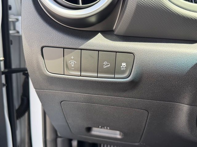 2023 Hyundai Kona SEL - Photo 26