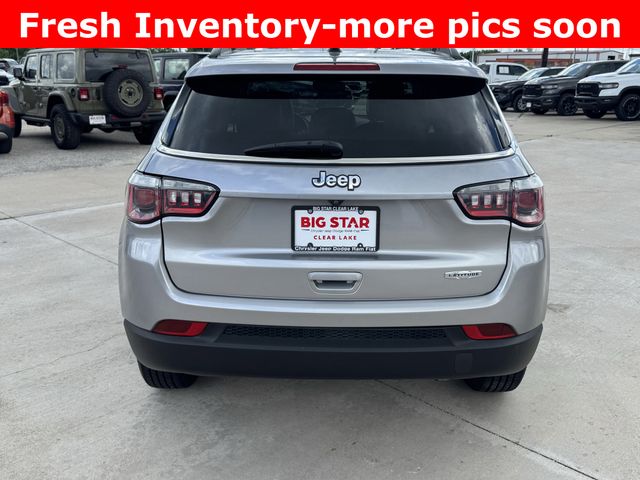 2020 Jeep Compass Latitude Silver at Texan Dodge Chrysler Jeep Ram