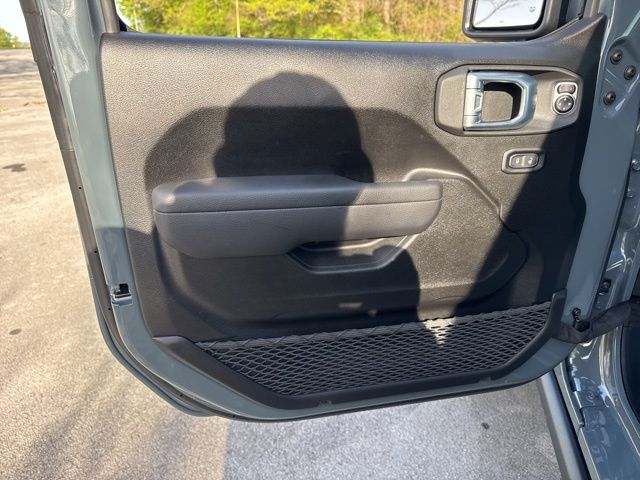 Used 2026 Gray Jeep Willys image 15