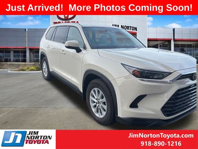 2024 Toyota Grand Highlander XLE's photo