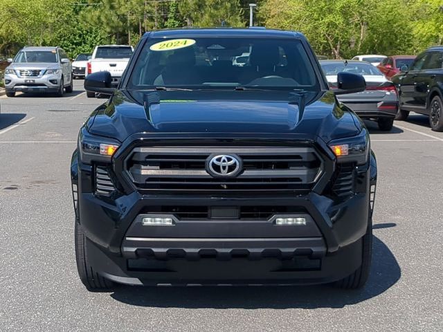 2024 Toyota Tacoma SR5 - Photo 9