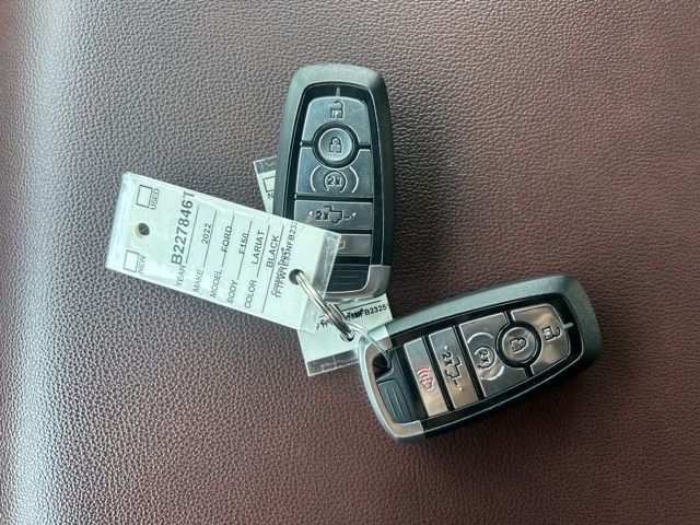 Used 2022  Ford XL image 11