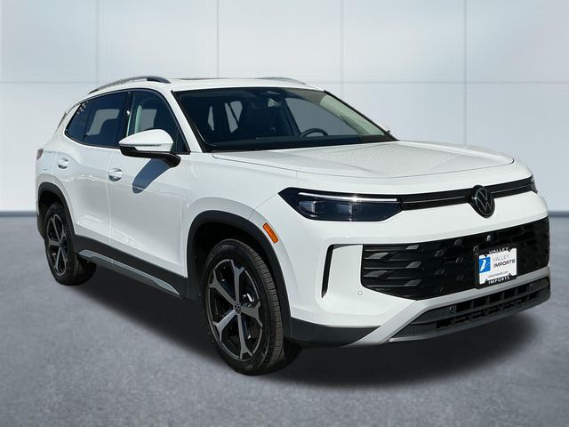 Pure White 2026 Volkswagen Tiguan SUV / Crossover All-Wheel Drive 8-Speed Automatic