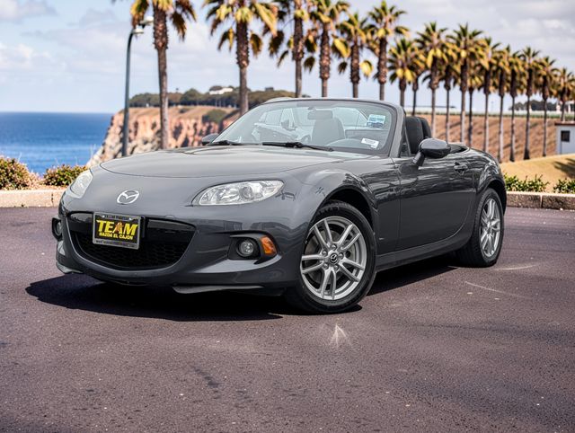  2014 Mazda MX-5 Miata Sport Convertible   