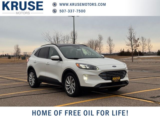 2022 Ford Escape Titanium