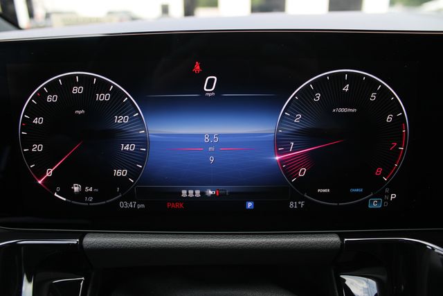 New 2026 White Mercedes-Benz GLA 250 image 12