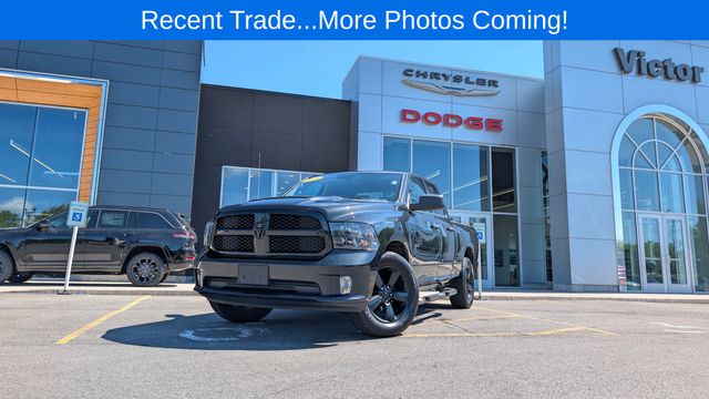 Brilliant Black Crystal Pearlcoat 2019 RAM 1500 Classic Express Quad Cab 4WD Pickup Truck Four-Wheel Drive 8-Speed Automatic