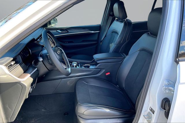 New 2026 Jeep Grand Cherokee Altitude For Sale in Gloucester, MA