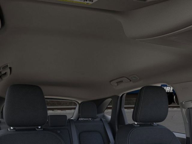2025 Oxford White Ford Escape Active FWD SUV