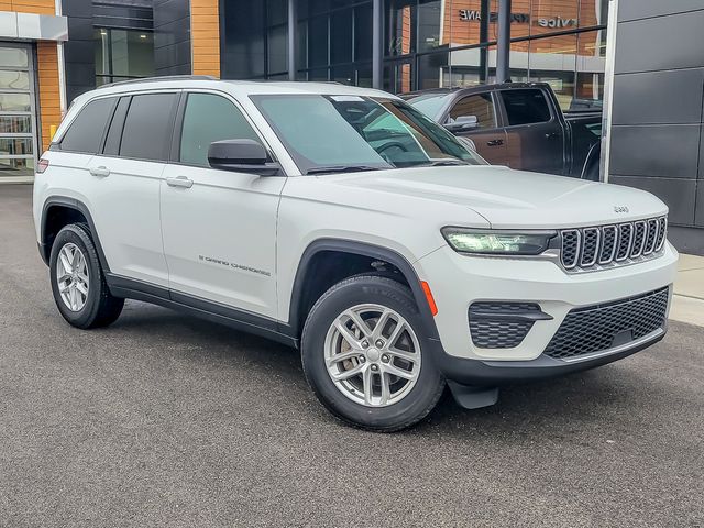 2024 Jeep Grand Cherokee Laredo 4WD
