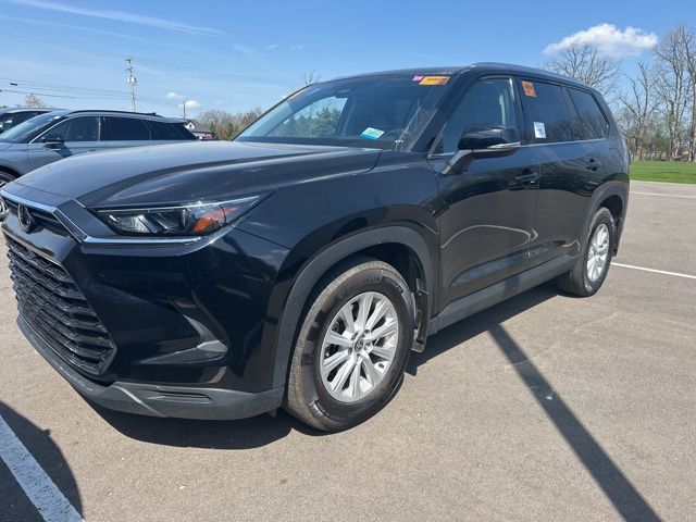 Midnight Black 2024 Toyota Grand Highlander XLE AWD SUV / Crossover All-Wheel Drive 8-Speed Automatic