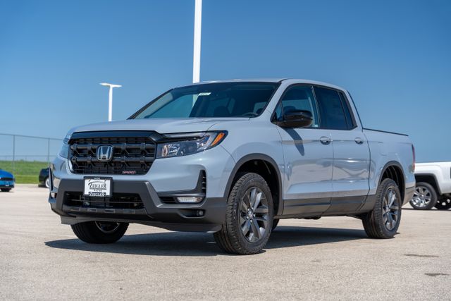 2025 Honda Ridgeline Sport 3