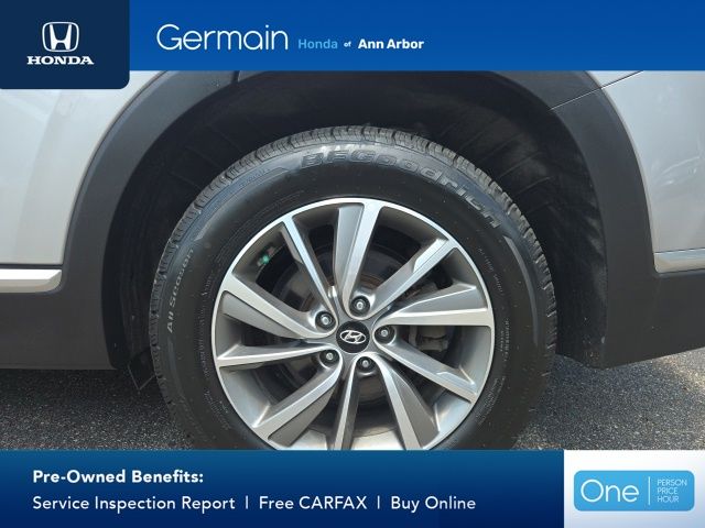 Used 2020 Shimmering Silver Pearl Hyundai SEL image 4