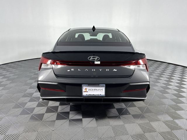 New 2025 Hyundai Elantra For Sale in Indianapolis, IN