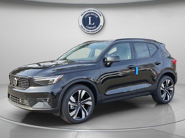 Onyx Black 2026 Volvo XC40 SUV / Crossover All-Wheel Drive Automatic