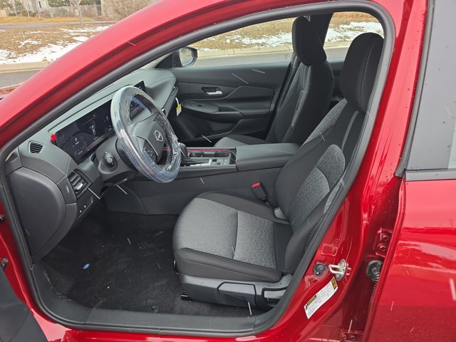 2026 Nissan Sentra SV - Photo 12