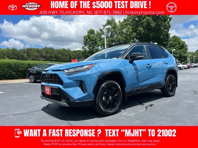 2025 Toyota RAV4 XSE - Photo 1