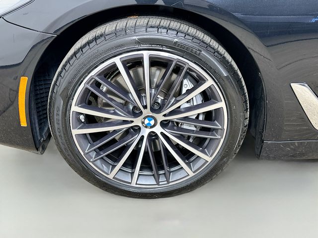 2022 BMW 5 Series 540i xDrive 32