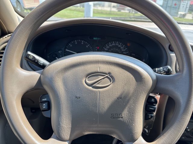 2001 Oldsmobile Alero GL photo