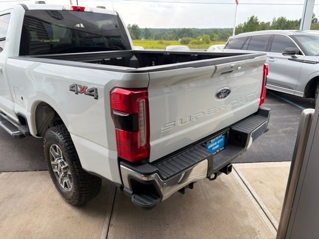 2026 Ford F-250SD Lariat White at Grove City Ford