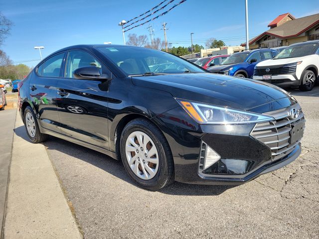 2019 Hyundai Elantra SE FWD