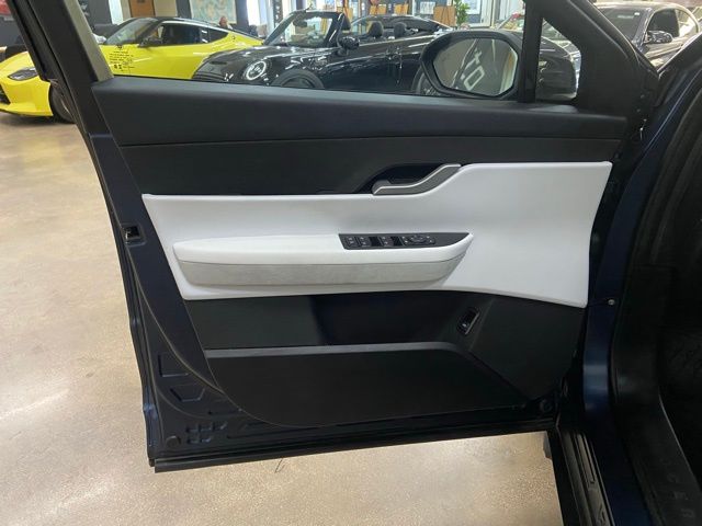 2023 Fisker Ocean thumbnail 13