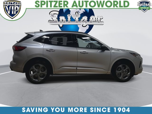 Used 2023 Silver Ford ST-Line image 2