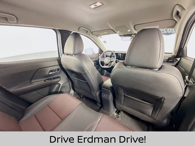 Used 2025 Nissan Kicks SUV