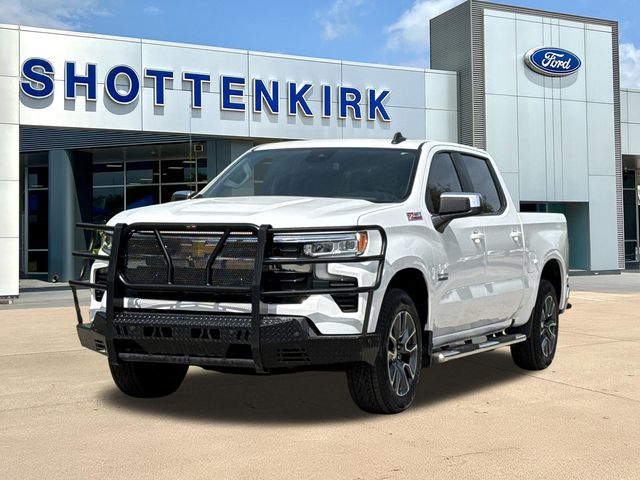 Used 2024 White Chevrolet LT image 3