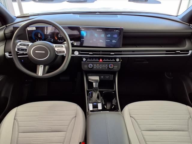 2025 Hyundai Santa Cruz SE photo
