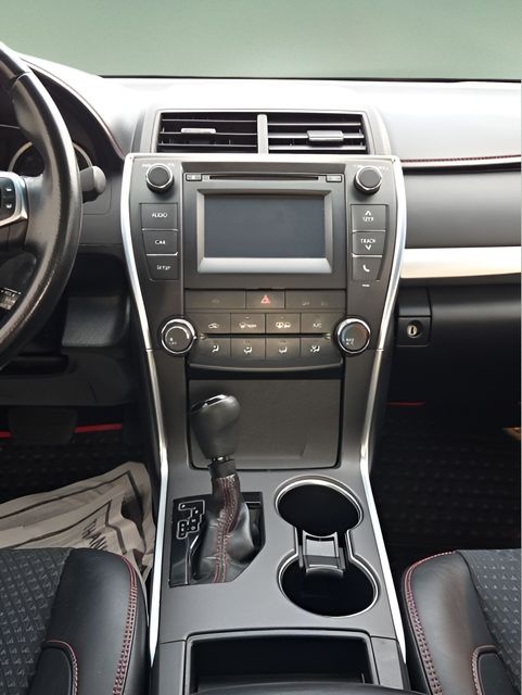Used 2015 Toyota Camry Sedan