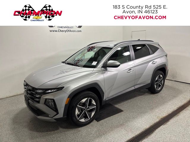 Shimmering Silver 2025 Hyundai Tucson SUV / Crossover All-Wheel Drive 8-Speed Automatic