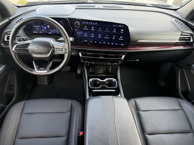 2025 Chevrolet Traverse Z71 - 8