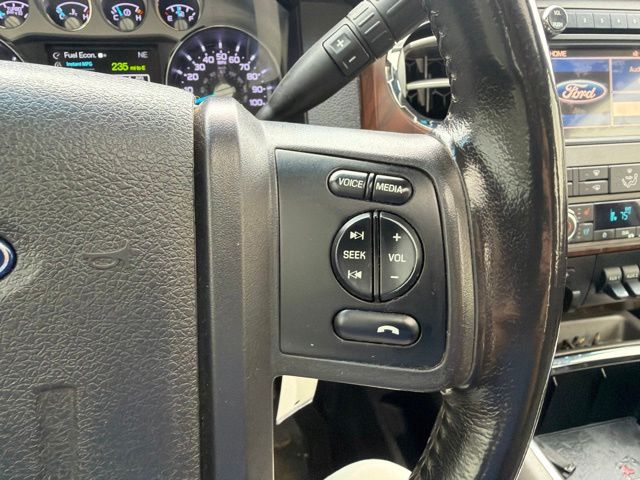 Used 2012 White Ford Lariat image 19