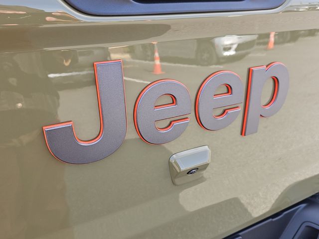 New 2026 Green Jeep Mojave image 26