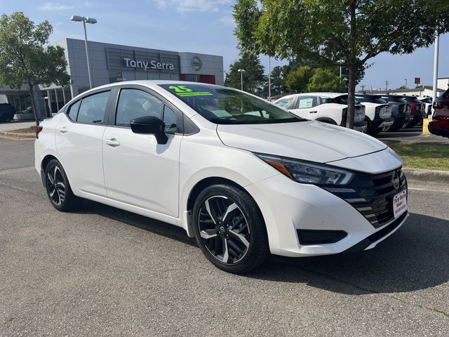 Aspen White Tricoat 2025 Nissan Versa Sedan Front-Wheel Drive Continuously Variable Transmission