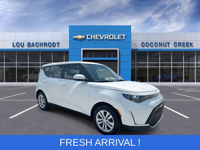 2023 Kia Soul LX FWD